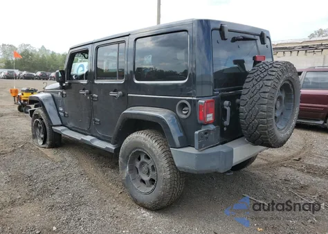 2015 Jeep Wrangler Unlimited Sahara z USA, uszkodzony, nr VIN 1C4HJWEGXFL629765